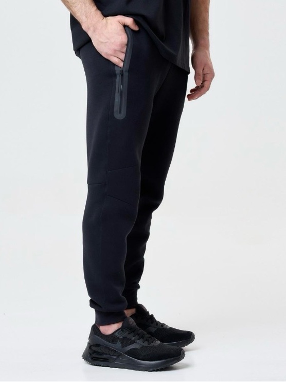 Nike Tech Fleece Joggers Black Men’s Small Slim Fit Pants